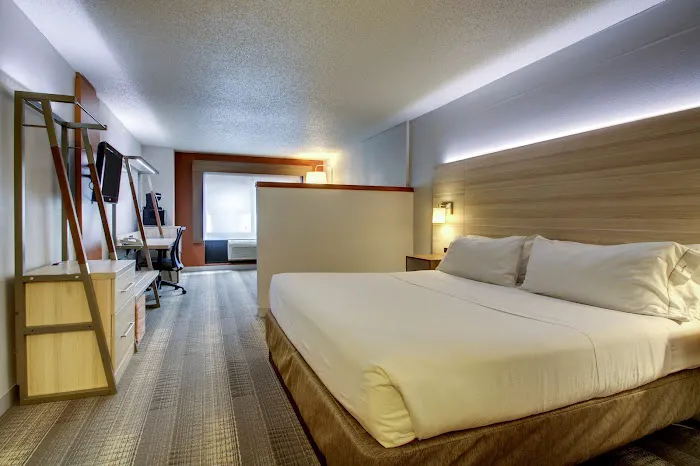 Holiday Inn Express Milwaukee N-Brown Deer/Mequon by IHG 4