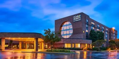 Four Points by Sheraton Milwaukee North Shore