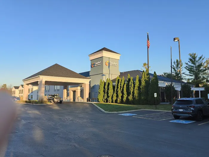 Comfort Inn & Suites NW Milwaukee 4