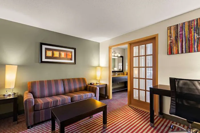 Best Western Germantown Inn 4