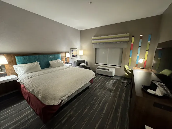Hampton Inn by Hilton Glendale Milwaukee 4