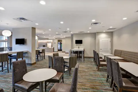 Residence Inn Milwaukee North/Glendale 4
