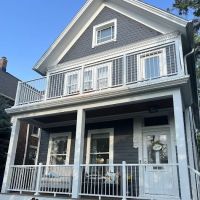 Eastside Urban Farmhouse ico