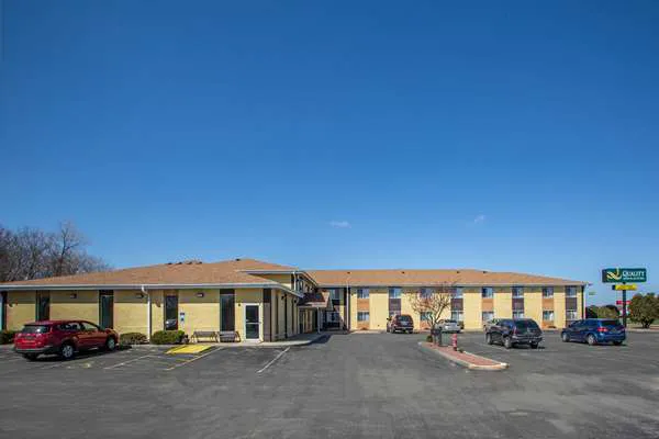 Quality Inn & Suites 4