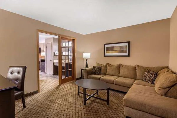 AmericInn by Wyndham Hartford WI 4