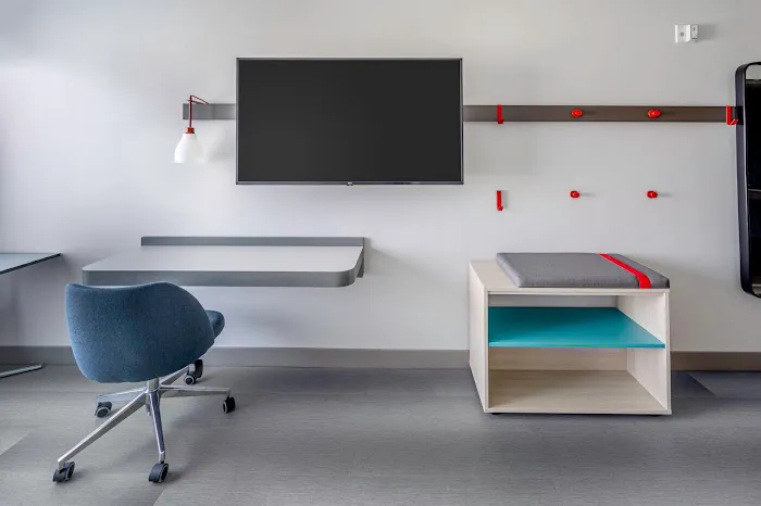 avid hotel Milwaukee West - Waukesha by IHG 4