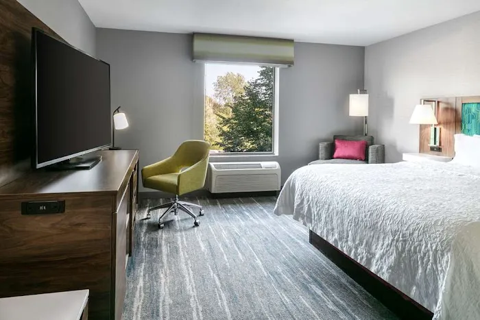 Hampton Inn & Suites Grafton 4