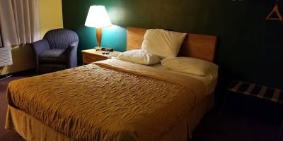 Belgium Inn & Suites