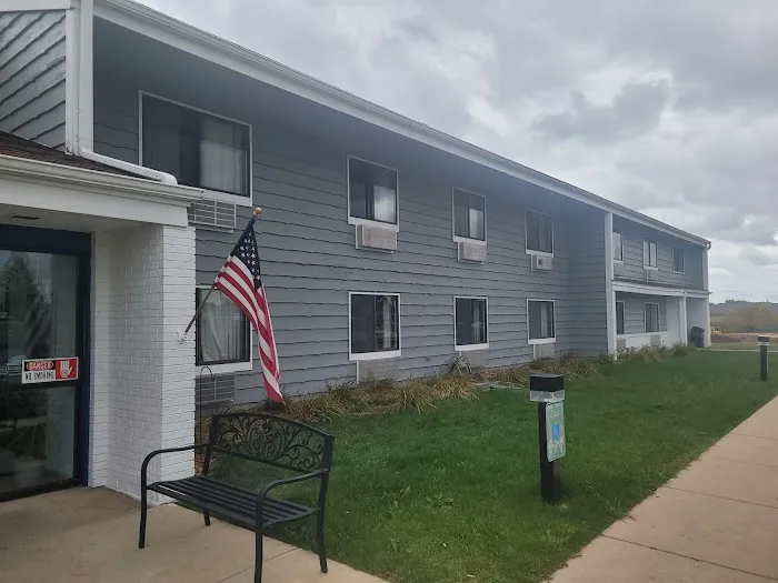 Belgium Inn & Suites 4