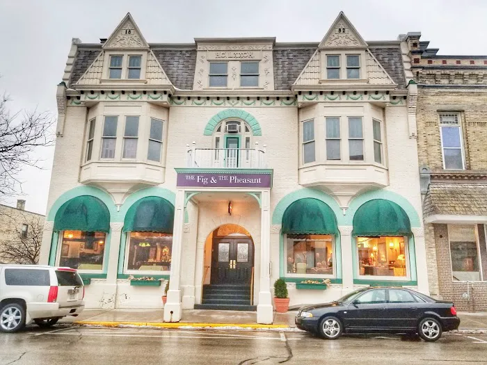 52 Stafford. Hotel, Restaurant & Irish Pub 4