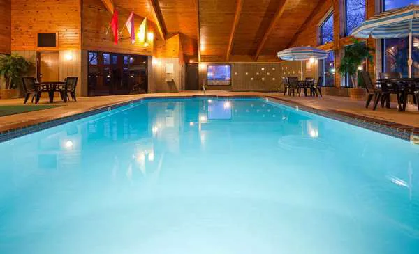 AmericInn by Wyndham Plymouth 4