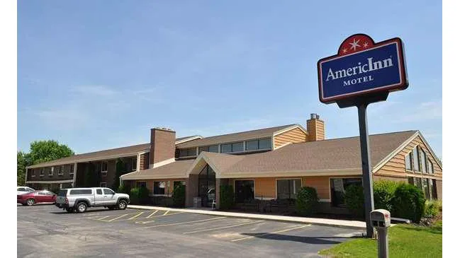 AmericInn by Wyndham Plymouth 4