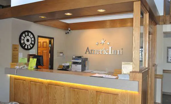 AmericInn by Wyndham Plymouth 4