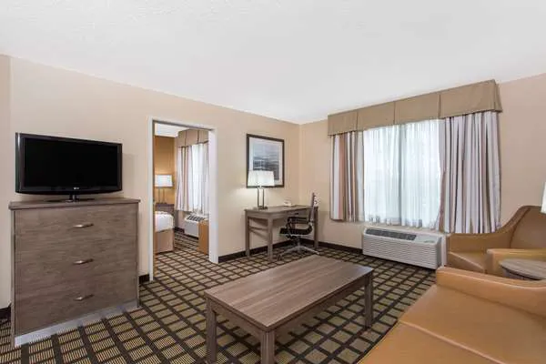 Baymont by Wyndham Plymouth 4