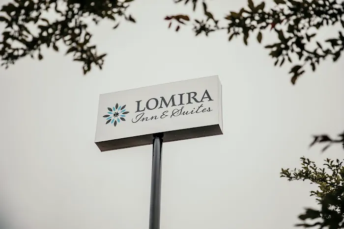 Lomira Inn and Suites 4