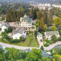 Victorian Village Resort ico