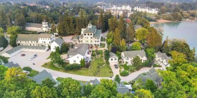 Victorian Village Resort