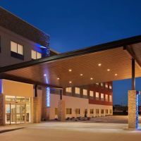 Holiday Inn Express & Suites Beaver Dam by IHG ico