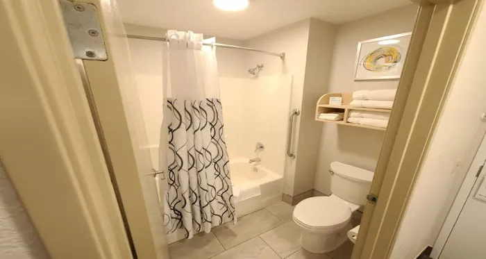 Best Western Watertown 4