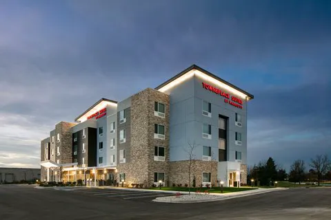 TownePlace Suites Oconomowoc 4