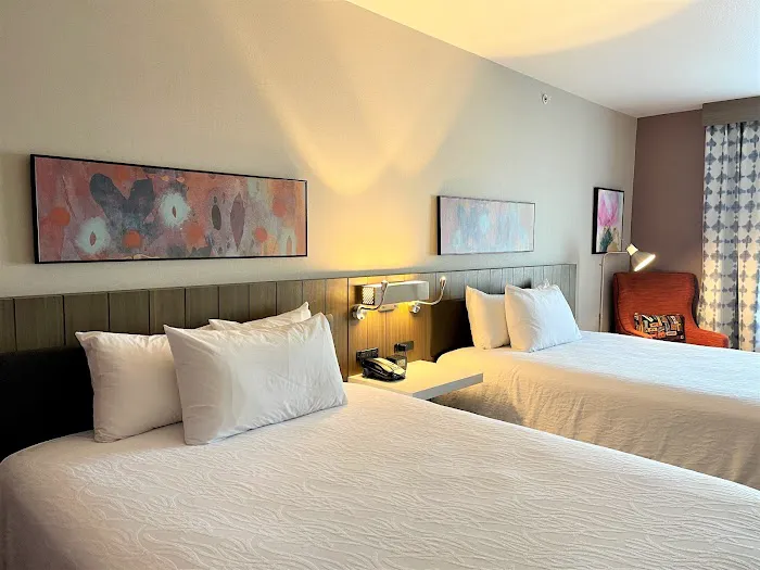 Hilton Garden Inn Oconomowoc 4