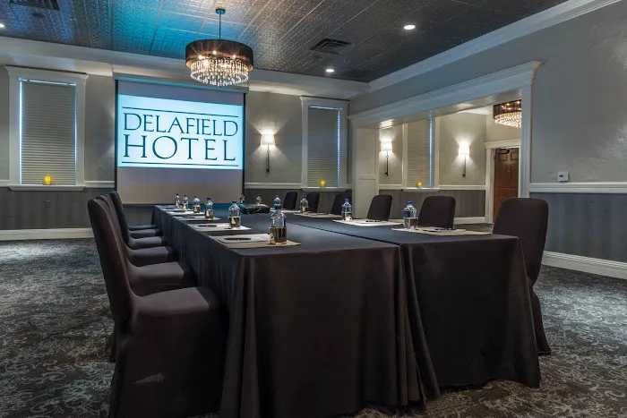 The Delafield Hotel 4