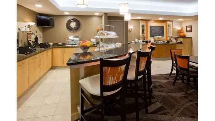 AmericInn by Wyndham Waupun 4