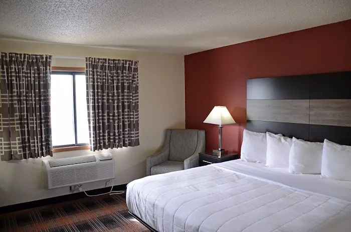 Baymont by Wyndham Waupun 4