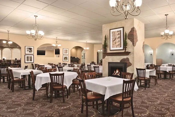 Radisson Hotel and Conference Center Fond du Lac 4