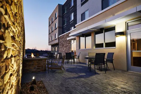 Fairfield Inn & Suites Sheboygan 4