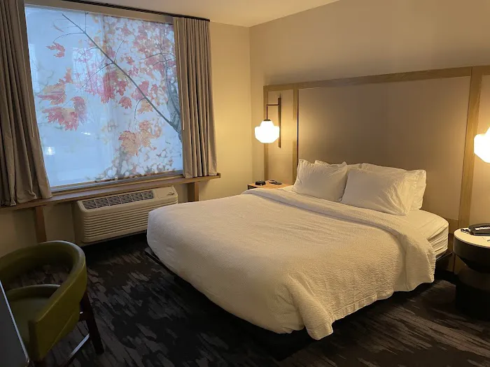 Fairfield Inn & Suites Sheboygan 4