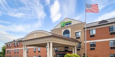 Holiday Inn Express Sheboygan-Kohler (I-43) by IHG