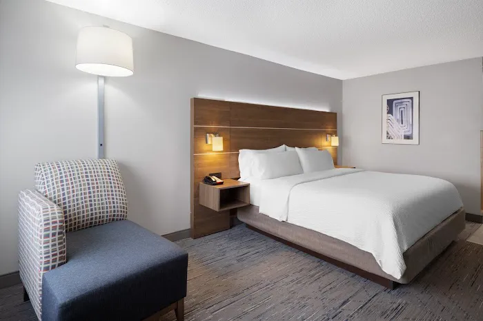 Holiday Inn Express Sheboygan-Kohler (I-43) by IHG 4