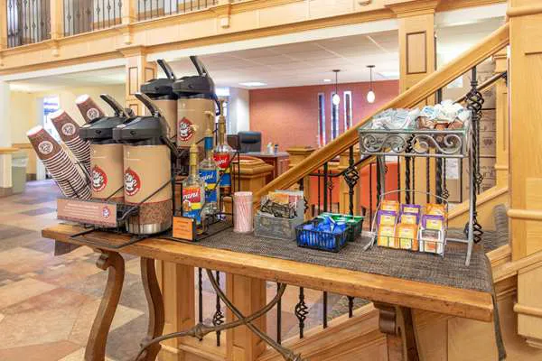 AmericInn by Wyndham Sheboygan 4