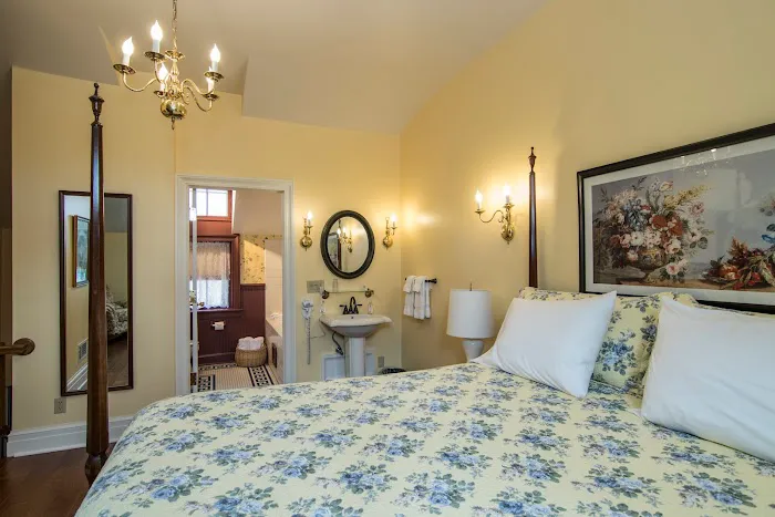 Rochester Inn 4