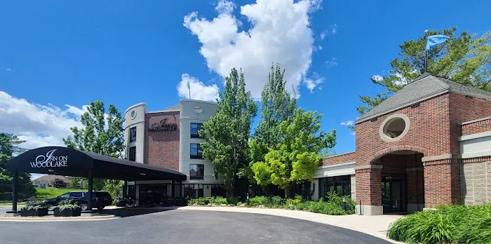 Inn on Woodlake 4