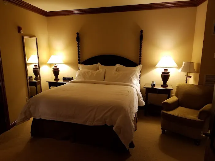 The Osthoff Resort & Spa 4
