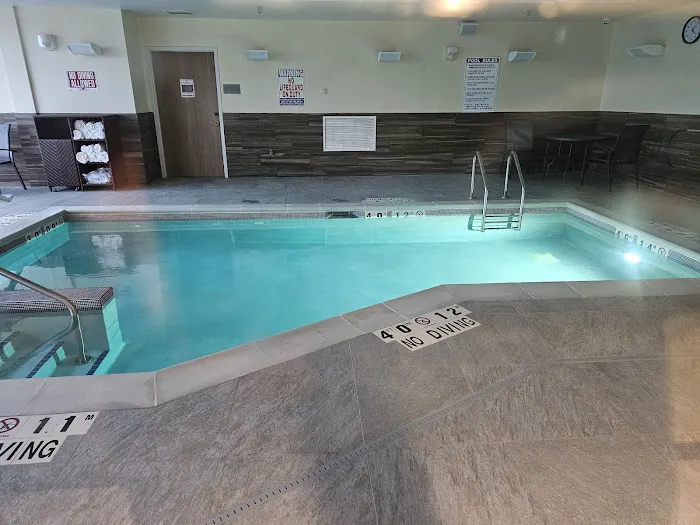 Fairfield Inn & Suites Fond du Lac 4
