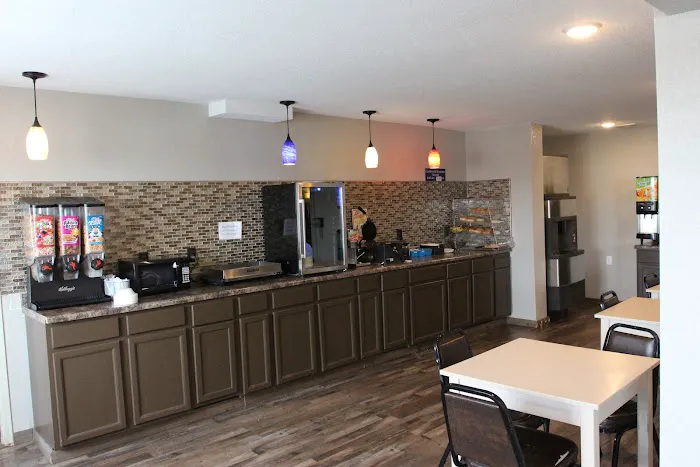 Microtel Inn & Suites by Wyndham Fond Du Lac 4