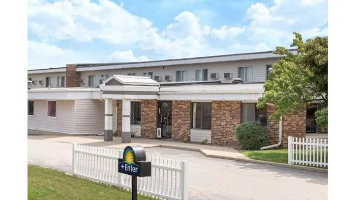 Days Inn by Wyndham Fond du Lac 4