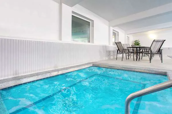 Days Inn by Wyndham Fond du Lac 4
