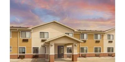 Super 8 by Wyndham Fond Du Lac