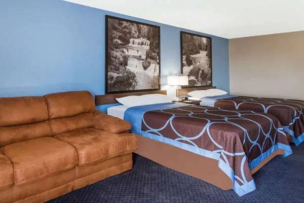 AmericInn by Wyndham Columbus Wisconsin 4