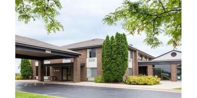 Days Inn by Wyndham Johnson Creek