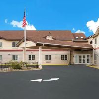 Econo Lodge Lake Mills ico