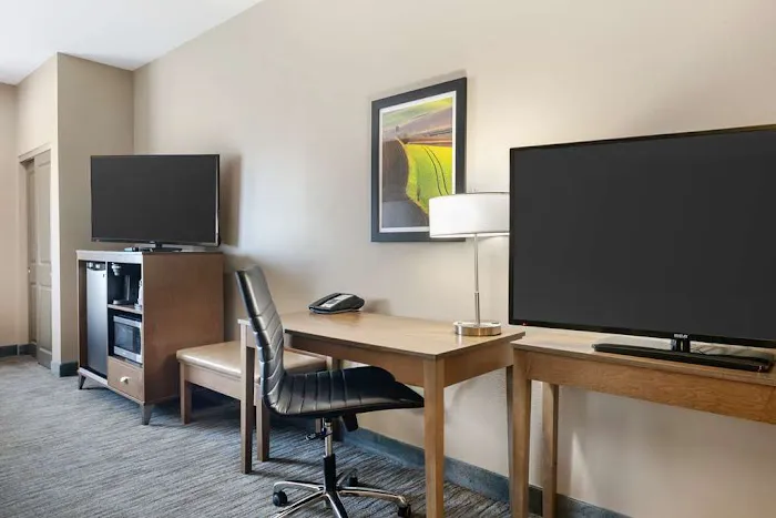 Best Western Plus Jefferson 4