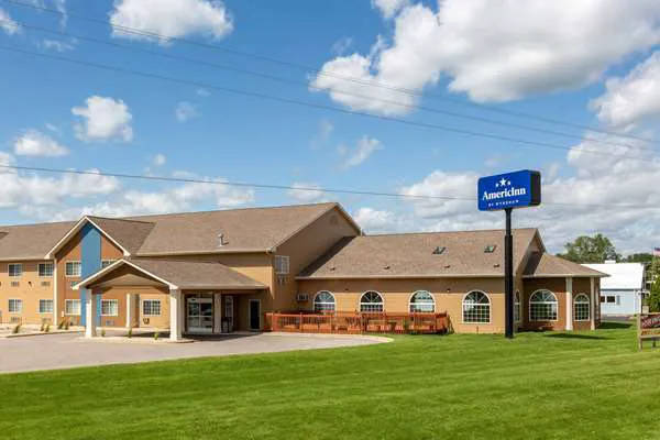 AmericInn by Wyndham Jefferson 4