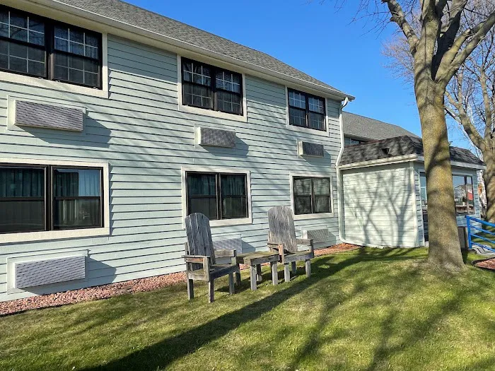 Harbor Winds Hotel 5