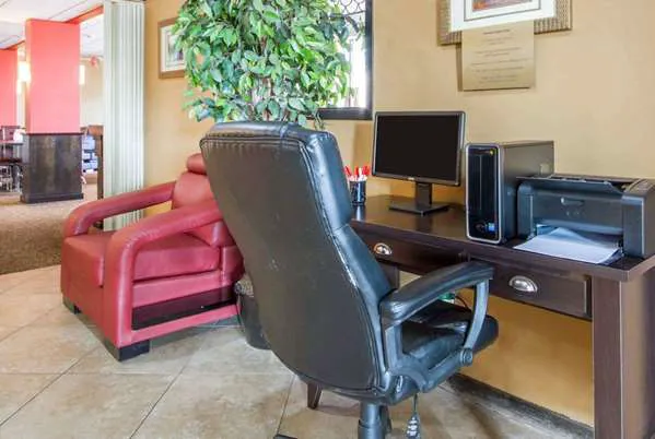 Wingate by Wyndham Sheboygan 5