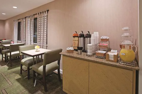 La Quinta Inn by Wyndham Sheboygan 4